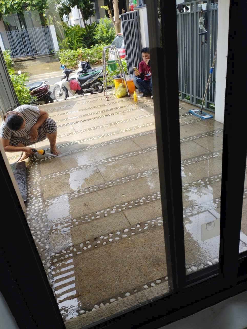 Dịch Vụ Vệ Sinh Chuyên Nghiệp Quận 11 | Uy Tín – Nhanh – Giá Rẻ