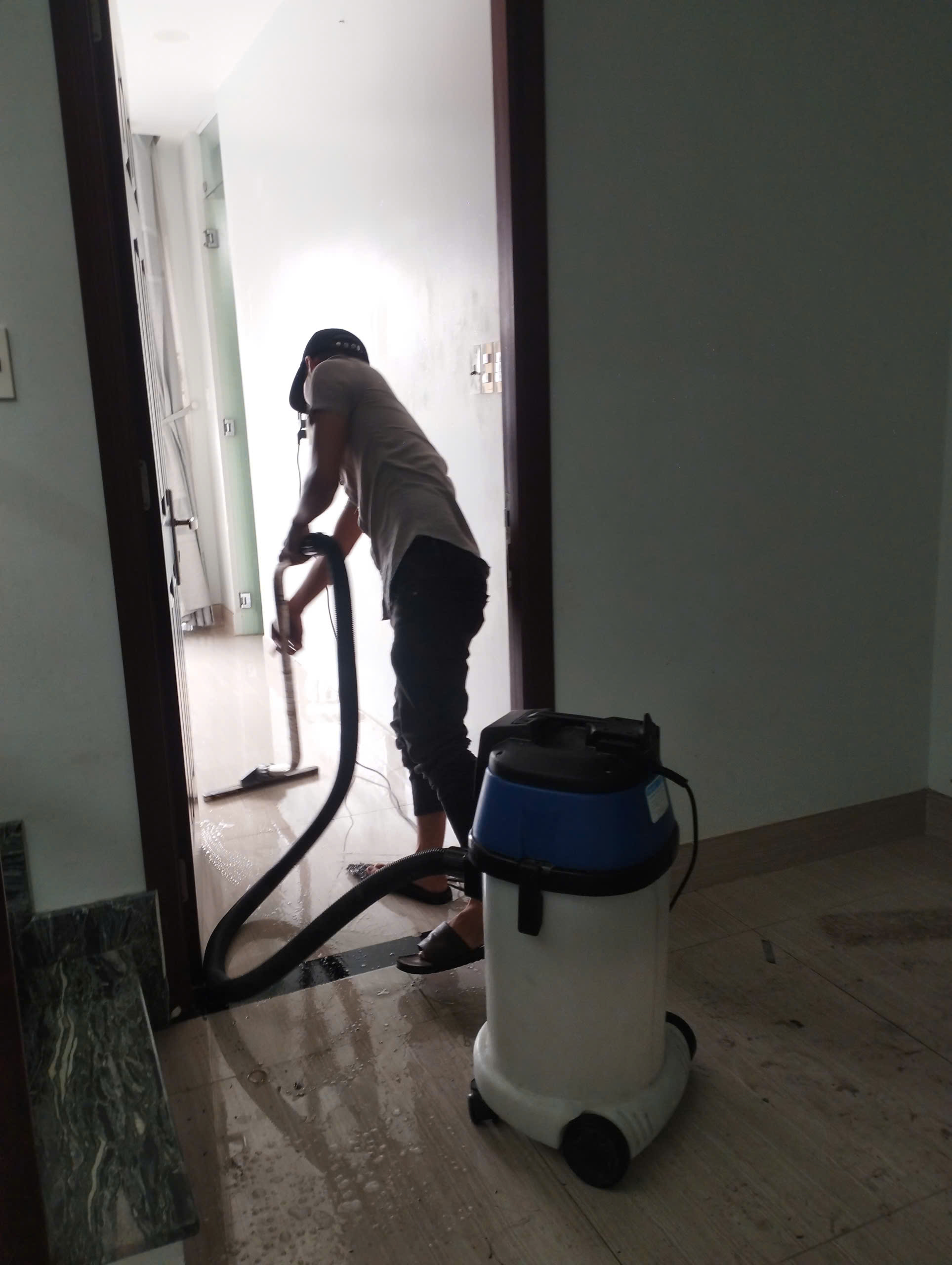 Vệ Sinh Nhà Trọn Gói Quận Phú Nhuận Uy Tín, Giá Tốt | Sạch Nhanh 24/7