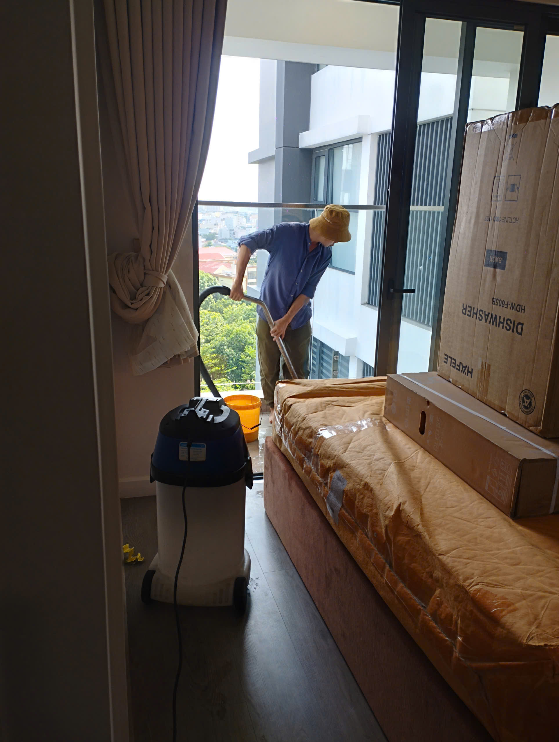 Vệ Sinh Nhà Trọn Gói Quận 10 Uy Tín, Chuyên Nghiệp, Giá Tốt